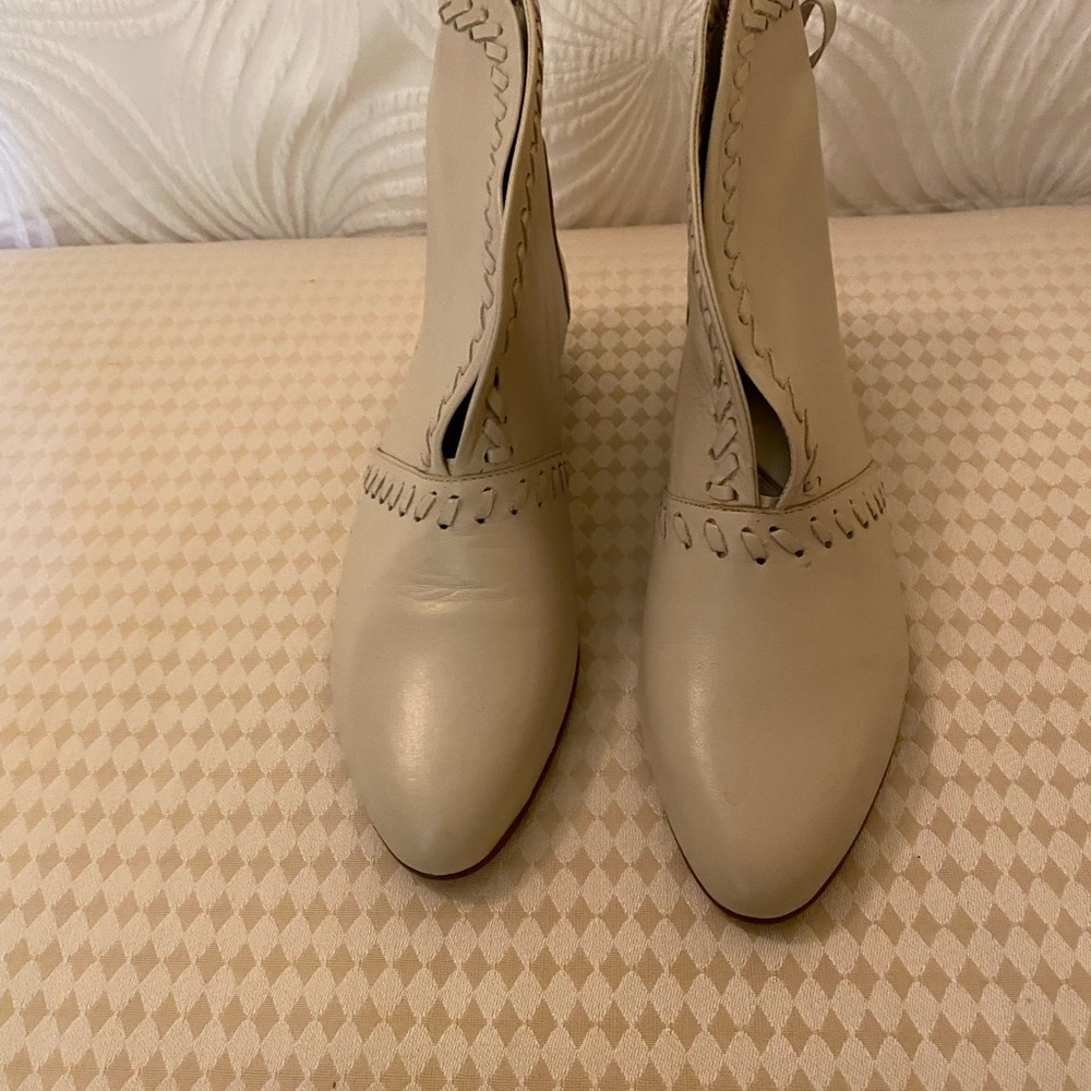 Ladies ankle boots